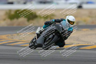 media/Jan-14-2023-SoCal Trackdays (Sat) [[497694156f]]/Turn 4 Set 1 (1020am)/